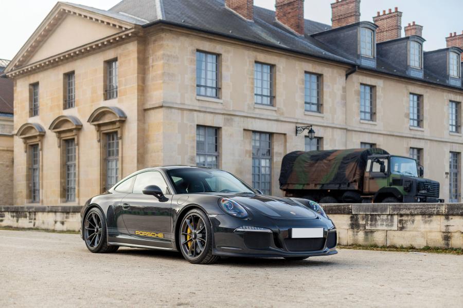  Porsche 911 R Tribute to Steve McQueen 2016 года  (фото 1 из 12)